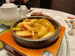 石锅海鲜干捞粉丝-湖庭壹品鸭王·传统北京烤鸭·别墅私房菜·庭院宵夜(江宁店)