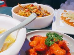 -忘忧草融合私房菜(红鼎国际店)