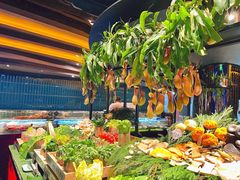 -雍容荟帝王蟹活龙虾展台自助(IFS黑金店)