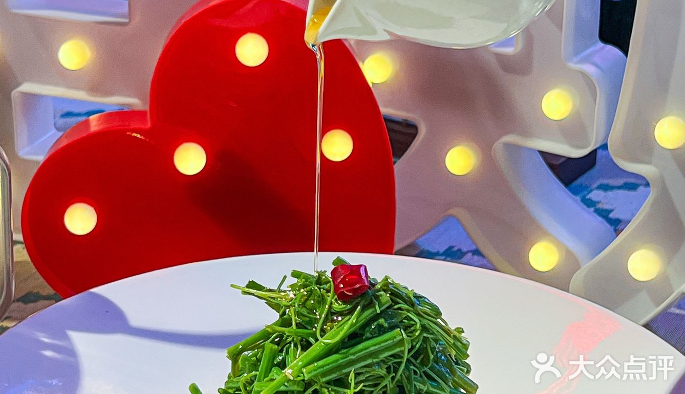 秋日夜幕下的浪漫，赏绚丽光影品三门🦀️蟹膏