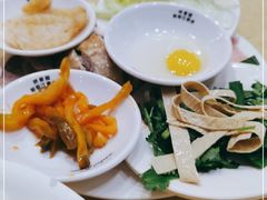 -桥香园云南过桥米线(金马碧鸡店)