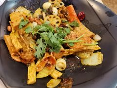 -小山城麻辣香锅(新邻生活广场店)