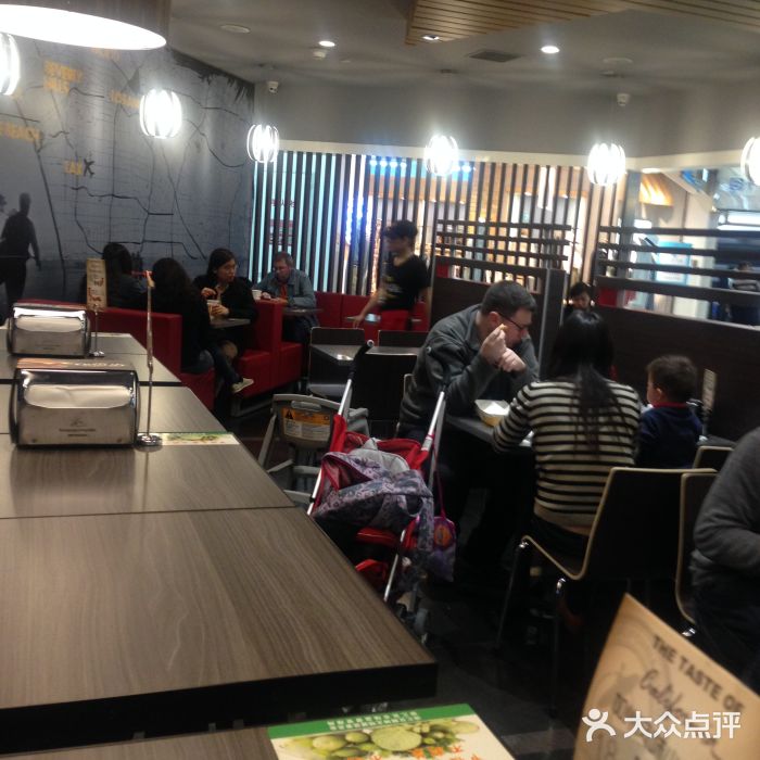 卡乐星(美罗城店)大堂图片