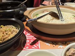 -云海肴·汽锅鸡·云南菜(天山百盛优客店)