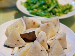 -三亚火车头万人海鲜广场