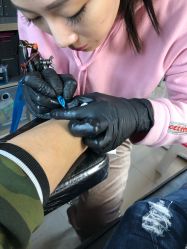 -SNOW TATTOO STUDIO