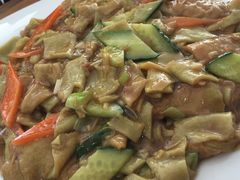 -溢心园香河肉饼总店