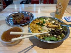 -柳州肥姨妈大骨螺蛳粉(东靖路店)