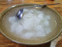 -茅屋大酒店