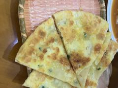 -鹤乡东北菜(崮山路店)