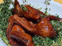 龙井茶香妙龄乳鸽-蔡澜点心·粤菜(花城汇南区店)