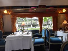 -火车头法国西餐厅