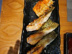 盐烤三文鱼骨-旬味日本料理(龙华保利天街店)
