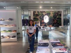 -BAPE STORE®(斯普瑞斯奥特莱斯店)