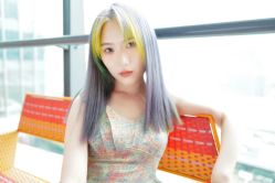 -变画·发型STUDIO