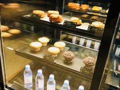 面包甜点陈列柜-星巴克(凯德晶萃店)