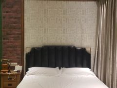 -爱舍美景酒店(燕儿岛路地铁站店)