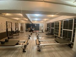 -无界瑜伽普拉提