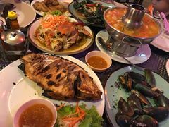 -Pakwan Restaurant & Bar