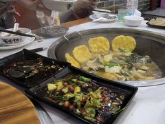 -曹丞相·地锅鸡·地锅鱼(武林店)