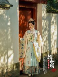点击看大图 -美云庭古装·格格服汉服·京城旅拍(北京店)