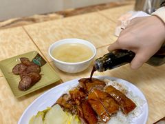 烧鹅饭-香辉食馆(新兴路店)
