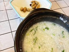-顶峰夜宴·龙虾烧烤大排档(九江学院店)