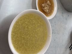 小米粥-金城包子牛肉灌汤包(台东四路店)