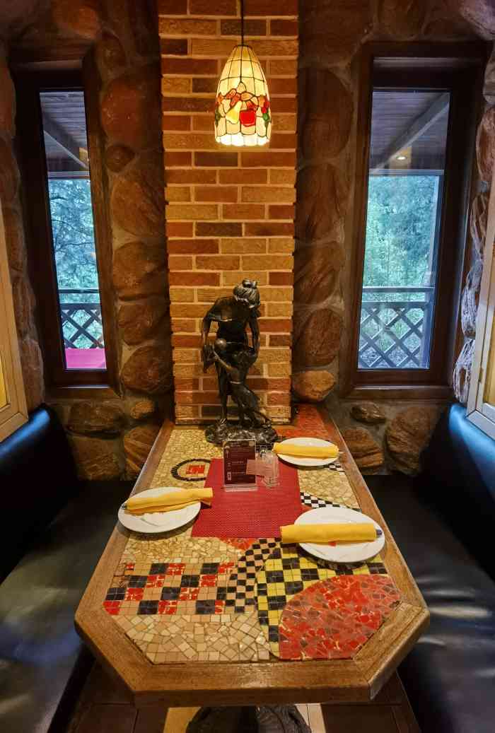 申德勒加油站西餐厅(日坛路总店)-"疫情期间有点馋肘子了,一直想着要