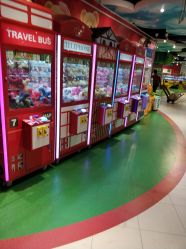 -Hamleys哈姆雷斯(三胞店)