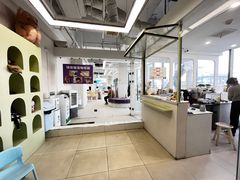 -怪兽屋·羊驼·猫咖·狗咖(俊华广场店)