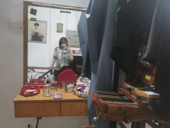 点击看大图 -艳芳照相馆