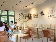 -花神·轻食简餐·咖啡馆·花卉绿植(荷兰花卉小镇店)