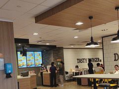 -麦当劳(西站店)