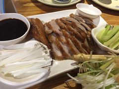 满园烤鸭-满园春饼(宜昌万达店)