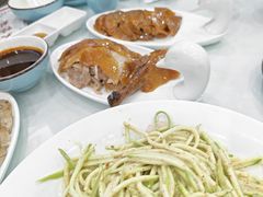 -大鸭梨烤鸭店(金顶街店)