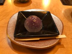 甜品果子-黒豚料理 寿庵(中央駅西口店)