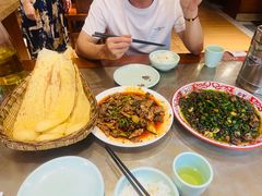 -六合居·明厨亮灶餐厅(成双大道店)