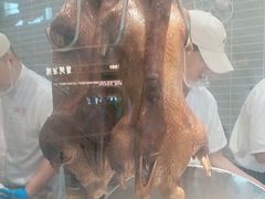 -潮界(LU·ONE凯德晶萃广场店)