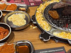 -青瓦炭韩潮烤肉(花园道店)