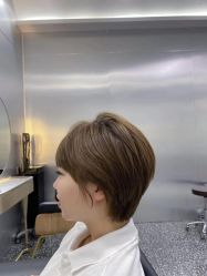 -Tloml salon