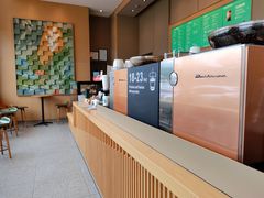 -星巴克(中山服务区西区店)