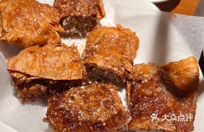 Crispy Tofu Rolls with Water Chestnuts