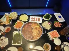 -唯爱KTV聚会餐厅(仙林东城汇店)