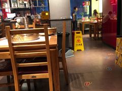 大堂-老佛爷炭火蛙锅直营(清滨路总店)