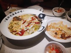 -江渔儿酸菜鱼·拔草餐厅(虎门君乐汇店)