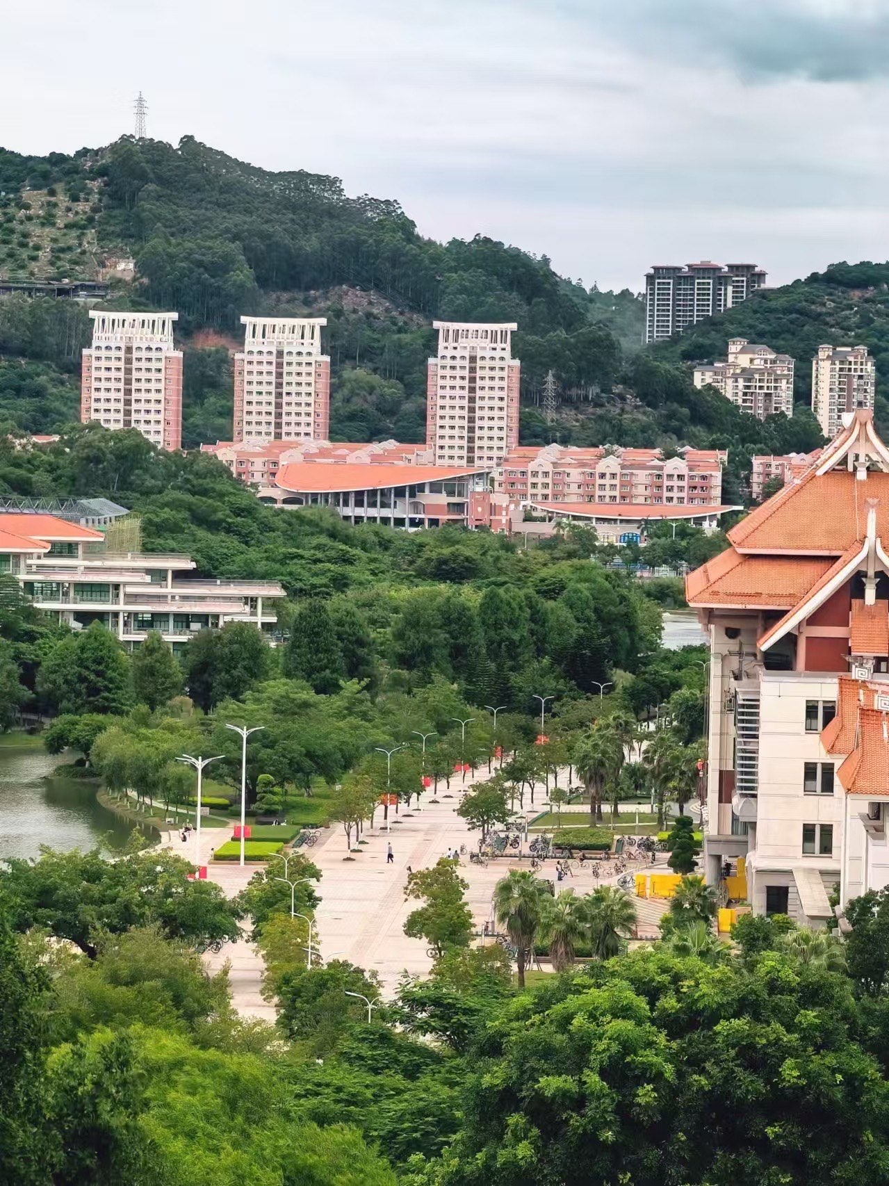 厦门大学漳州校区位于漳州港