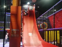 -Tenker Club弹刻极限主题公园 · 蹦床 · 团建 · 生日派对(大关店)