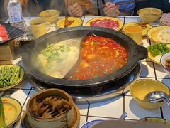 -巴卤社老火锅(财富店)