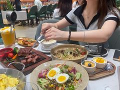 缤纷田园沙拉-西语·炭烧牛排(卓越中寰店)